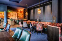 Newtown Park Hotel - بار