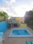 Barefoot Apartments - Kolam Renang