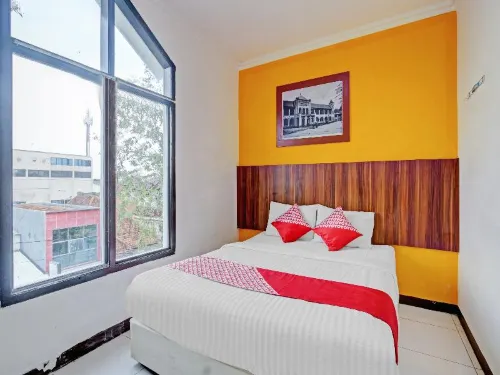 Hotel O Near Mall Ciputra 2 - Pensions
