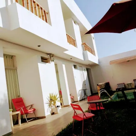 Paracas Guest House