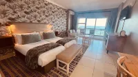 Diaz Hotel and Resort - bar