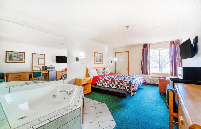 HomeTown Inn by OYO Texhoma, OK