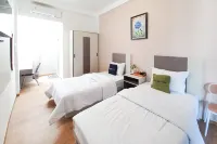 Urbanview Syariah Griya Sekar Malang - 2-Star
