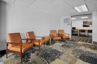 Fargo Inn and Suites - Bathtub