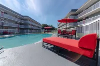 Equus Inn I75 - piscine