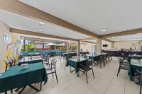 Brion City Hotel, BW Signature Collection - breakfast