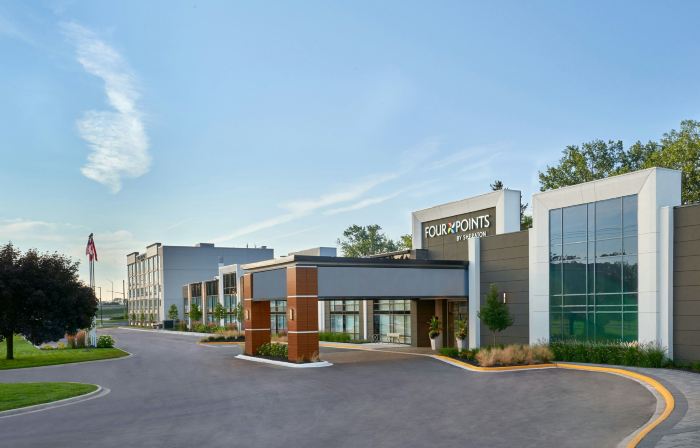 Four Points by Sheraton Point Edward Sarnia
