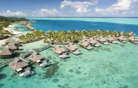 Conrad Bora Bora Nui - Pools