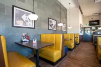 Sandman Hotel & Suites Winnipeg Airport - servizio colazione