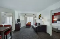 Residence Inn Detroit Pontiac/Auburn Hills - Pet friendly