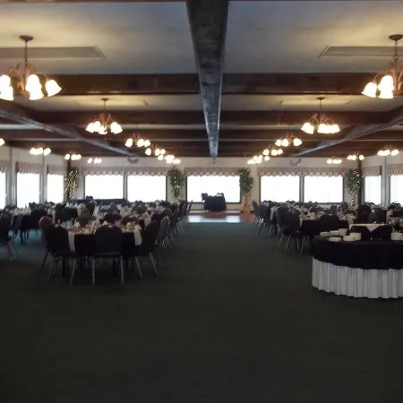 Bangor Inn & Suites