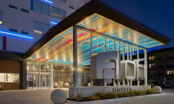 Aloft Omaha Aksarben Village