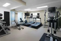 小石城西SpringHill Suites飯店 - 停車場