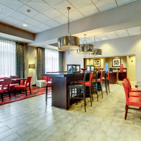 Hampton Inn Birmingham/Leeds