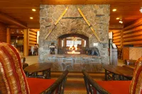 Headwaters Lodge & Cabins at Flagg Ranch - Pysäköinti