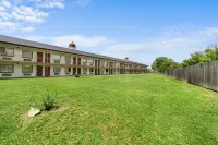 Red Roof Inn Memphis - Graceland/ Airport - Motels