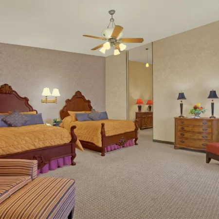Rushmore Express & Suites