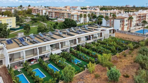Morada do Sol Alvor | AC, Private Pool   Garden - Apartments