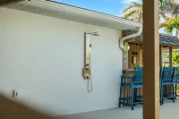 416 S Banana River Blvd - Pools