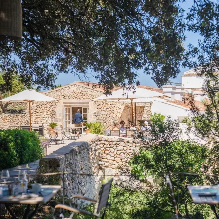 Santa Ponsa - Fontenille Collection