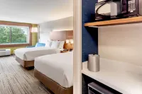 Holiday Inn Express & Suites MILWAUKEE – WEST ALLIS by IHG - Разрешено размещения с домашними животными