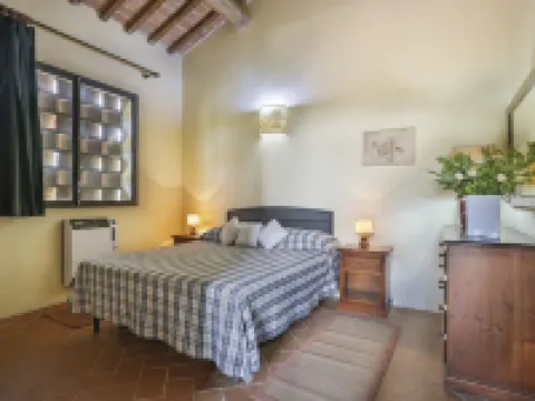 Fienile (Paa132) Hotels in Palaia