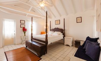 The Cottage Club Hotel - Housity
