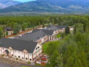 Best Western Plus Valemount Inn  Suites