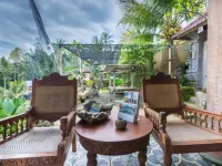 Pondok Sebatu Villa Hotels near La Fresa Kintamani