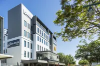 Oaks Cairns Hotel