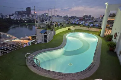 Lakeshore Hotel Hotels near Gulshan Society Lake Park