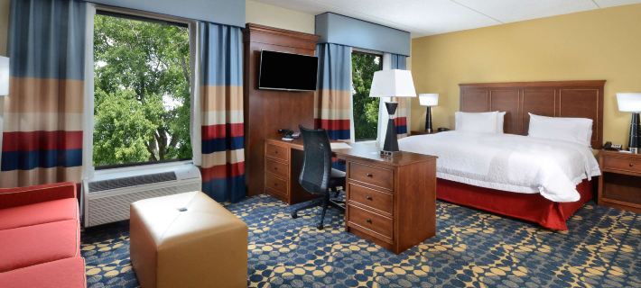 Hampton Inn & Suites Lynchburg Hotels in Lynchburg