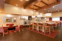Hampton Inn Brevard - parking