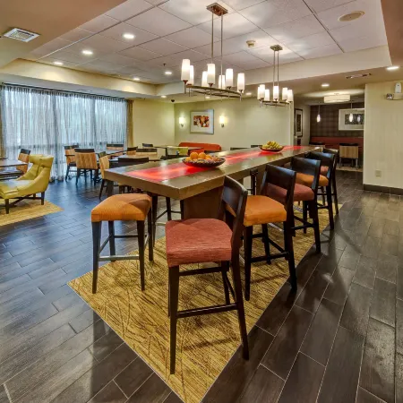 Hampton Inn Houston-Baytown