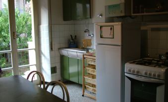 Nice Apartment Near the Center for up to 6 People!