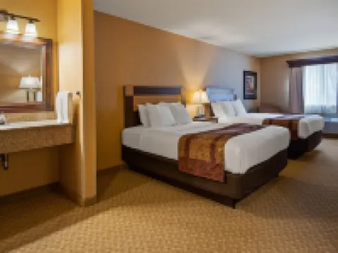 Crandon Inn & Suites Hotels in Crandon