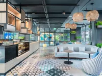 COSI Pattaya Wong Amat Beach Hotels near Mum Aroi Naklua