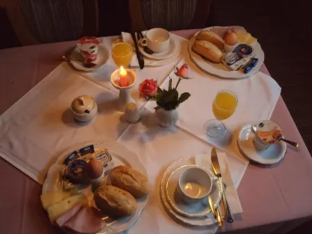 Hotel Restaurant Schrotmühle Отели в г. Landkreis Neustadt a.d.Aisch-Bad Windsheim