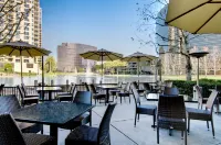 Voco Orange County - Airport by IHG - breakfast