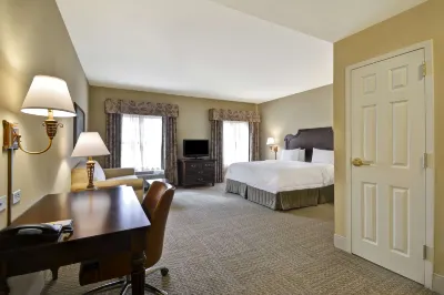 Hampton Inn & Suites Savannah Historic District Các khách sạn ở Savannah
