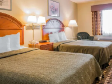 Quality Inn Grand Rapids North Hotels in Walker