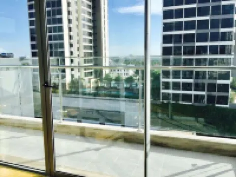 Aurora Western Village Các khách sạn gần Trường Cao đẳng Hàng hải II