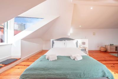 Other Guestready - Bright & Spacious 2-Bed Apt with Rooftop Terrace in Alcântara Photo