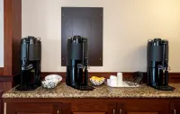 HomeTowne Studios Wilmington - New Castle - Motels