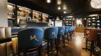 Holiday Inn CONFERENCE CTR EDMONTON SOUTH by IHG - Barer