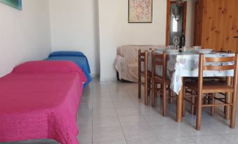 Charming Holiday Home Near the Beach with A Terrace in San Foca