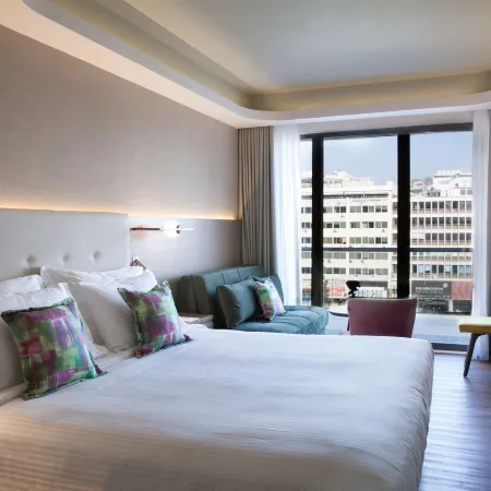 Zeus Essence Wyndham Athens Residence