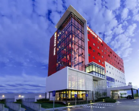 ラマダ アンコール、ウインダム アグアカリエンテス アグアスカリエンテスのホテル