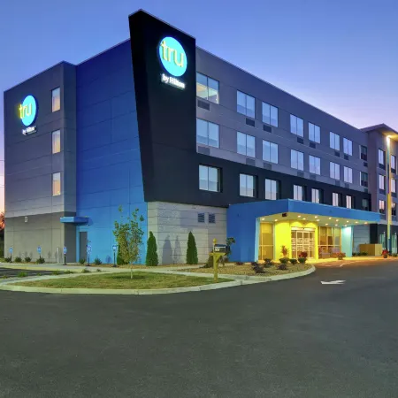 Tru by Hilton Wytheville