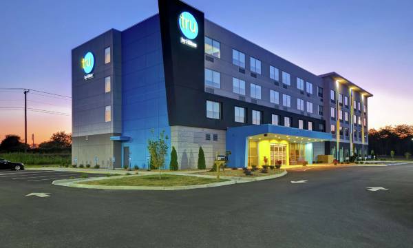 Tru by Hilton Wytheville